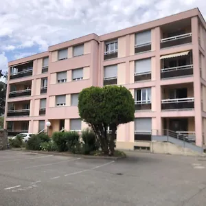https://studio-avec-terrasse-au-coeur-de-lardche.hotels-rhonealpes.com