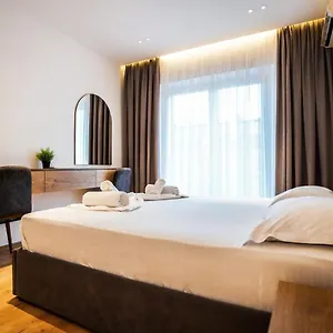 Appartamento Hidden Gem 2br Comfort In Historic Zone, Tirana
