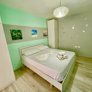 Superb Near To The Center Apartment Tirana