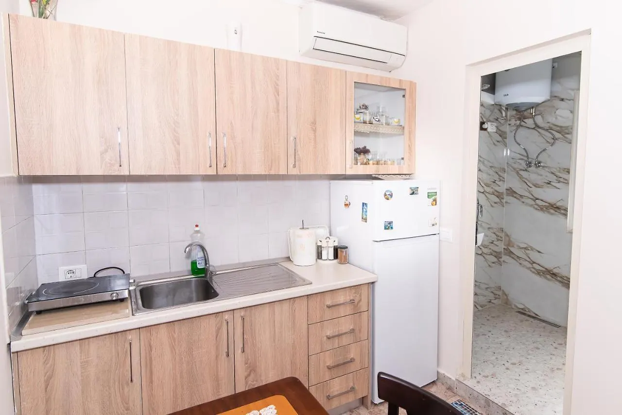 Erla'S Apartment Tirana